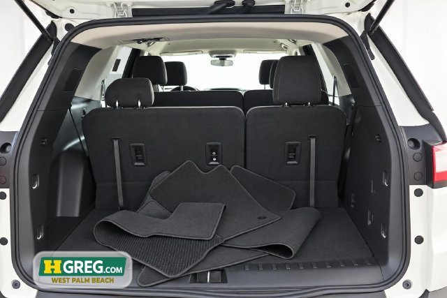Used 2020 Chevrolet Traverse LS FWD image 15