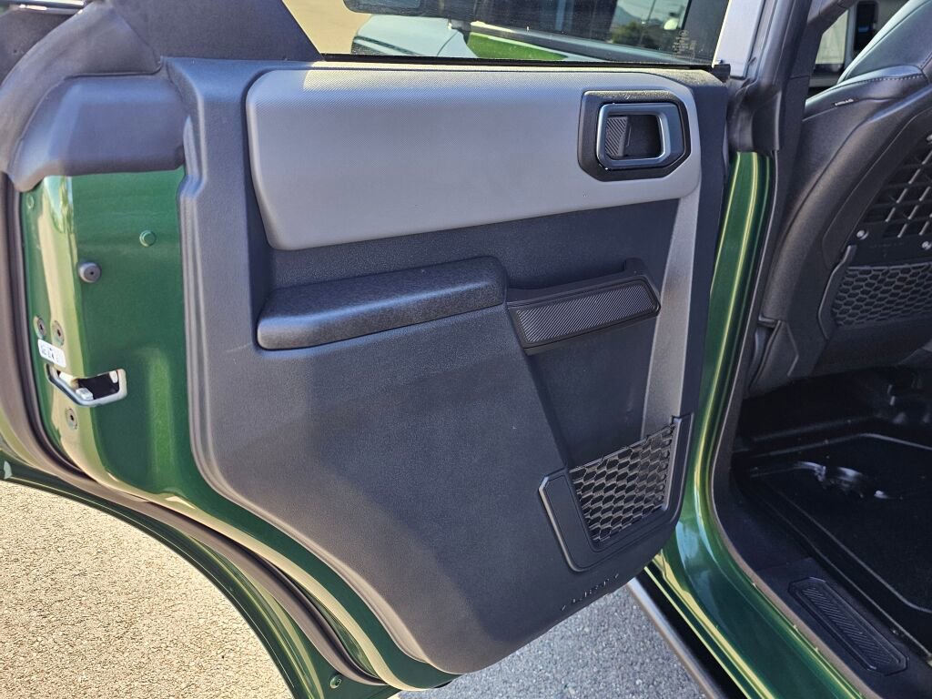 Used 2024 Ford Bronco Black Diamond AWD/4WD image 12