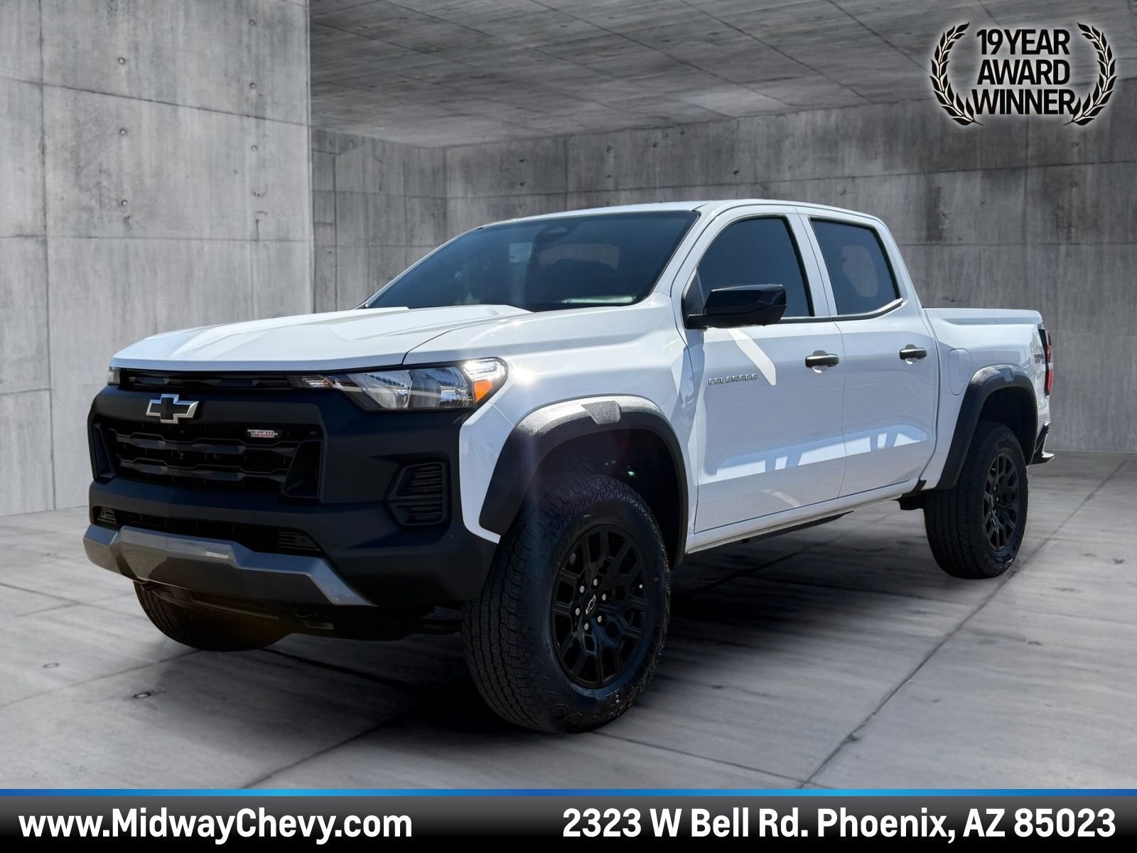 Certified 2024 Chevrolet Colorado Trail Boss w/ Technology Package AWD/4WD image 1