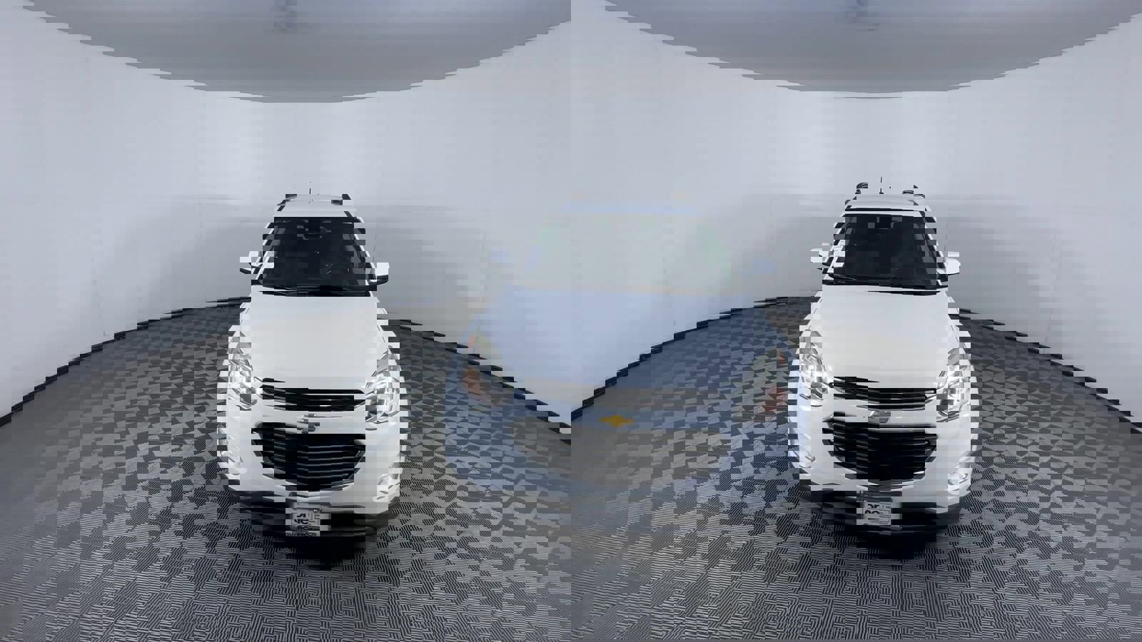 Used 2016 Chevrolet Equinox LT w/ Convenience Package image 3