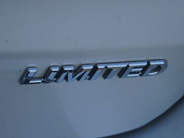 Used 2016 Toyota Sienna Limited Premium image 20