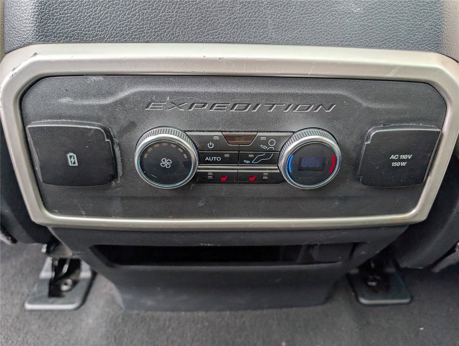 Used 2024 Ford Expedition Max Limited image 17