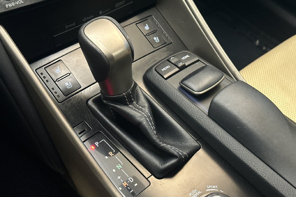 Used 2014 Lexus IS 350 w/ Navigation Package RWD image 21