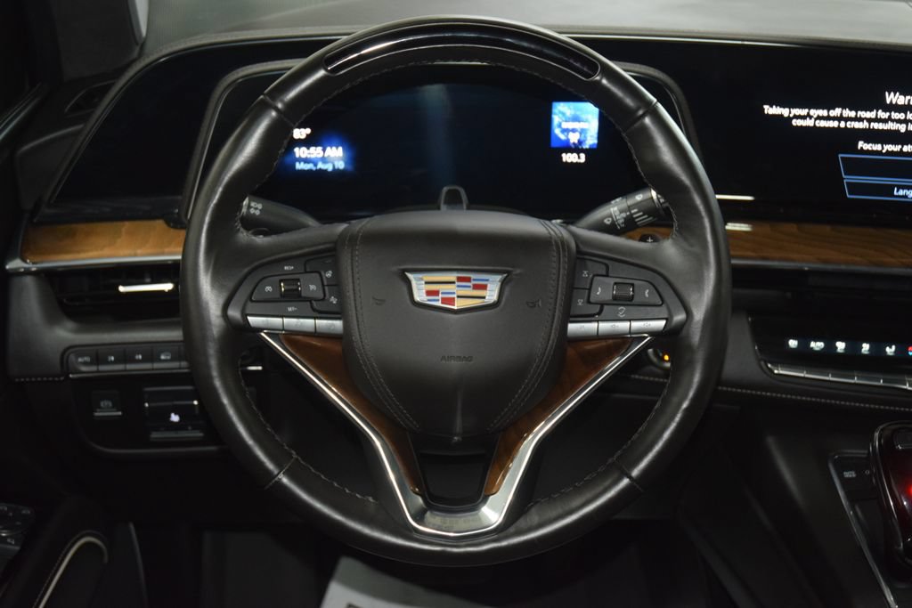 Used 2023 Cadillac Escalade Premium Luxury Platinum w/ LPO, Floor Liner Package AWD/4WD image 39