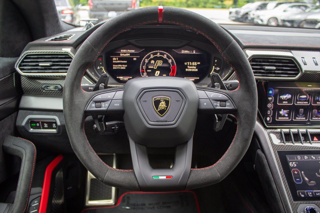 Used 2024 Lamborghini Urus Performante AWD/4WD image 14