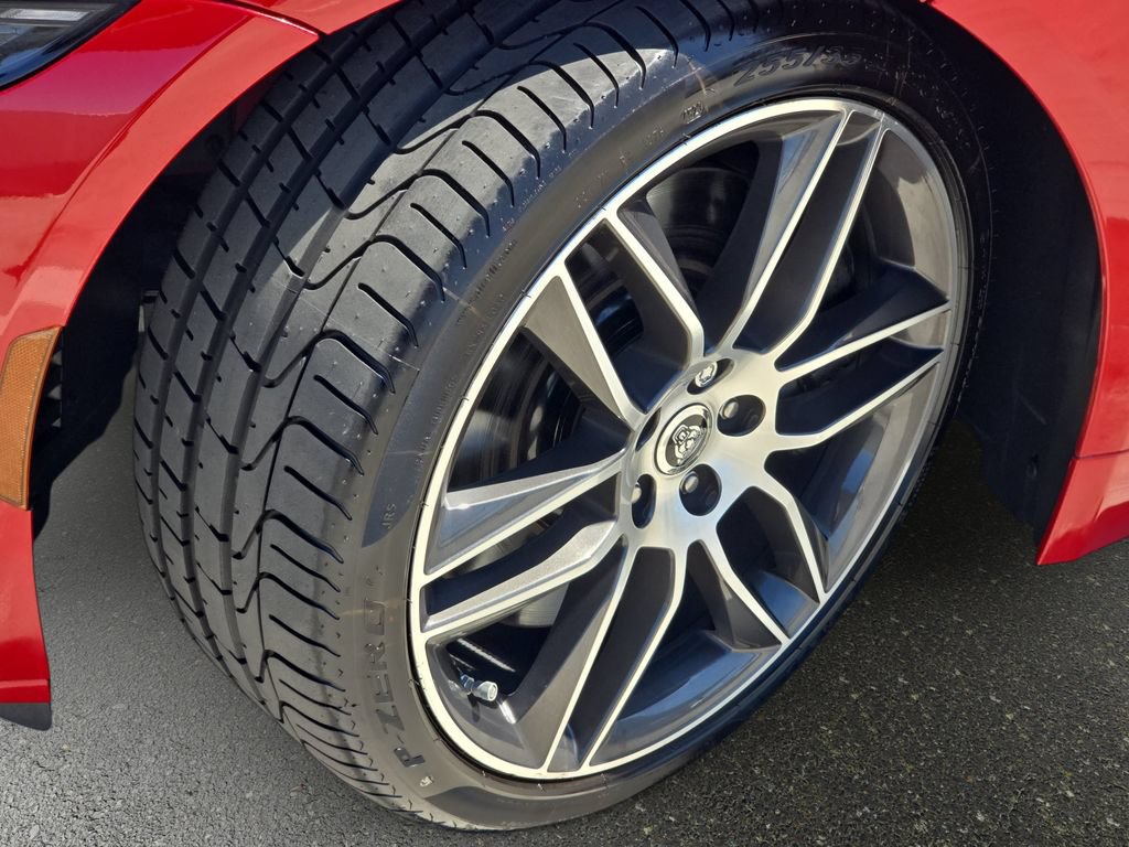 Certified 2024 Jaguar F-TYPE R-Dynamic RWD image 31