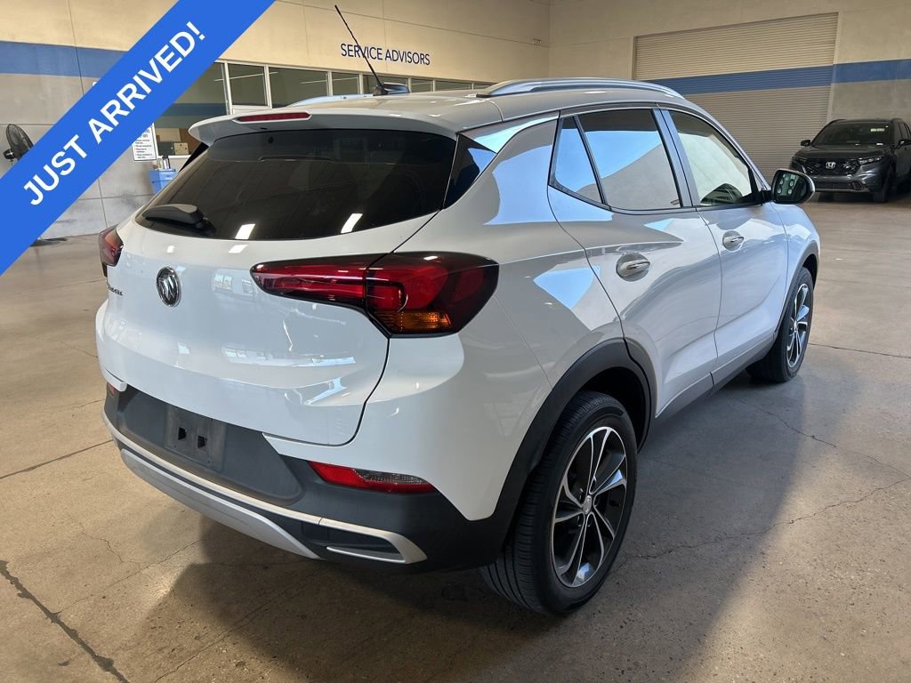 Used 2021 Buick Encore GX Select image 3