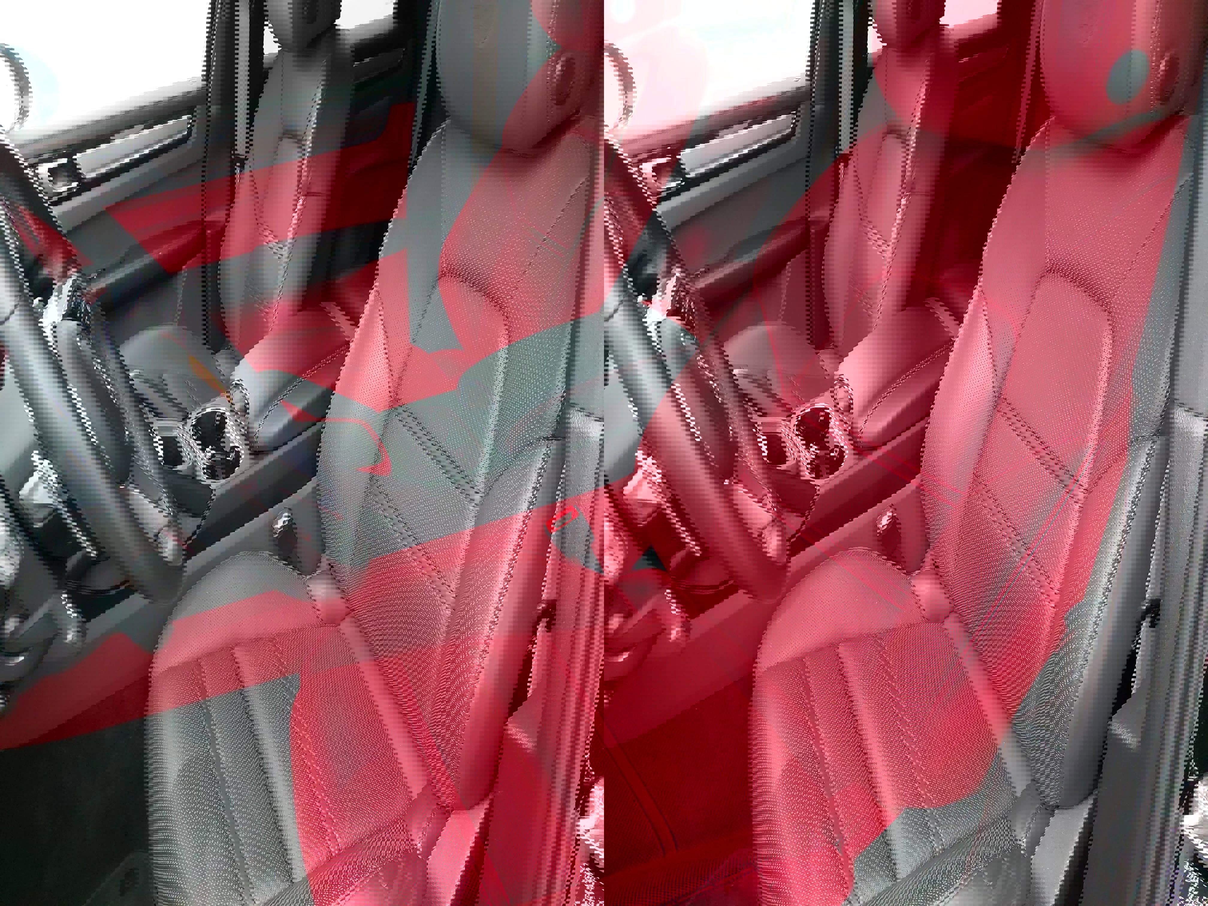 Used 2023 Porsche Cayenne Platinum Edition w/ Premium Package Plus image 17