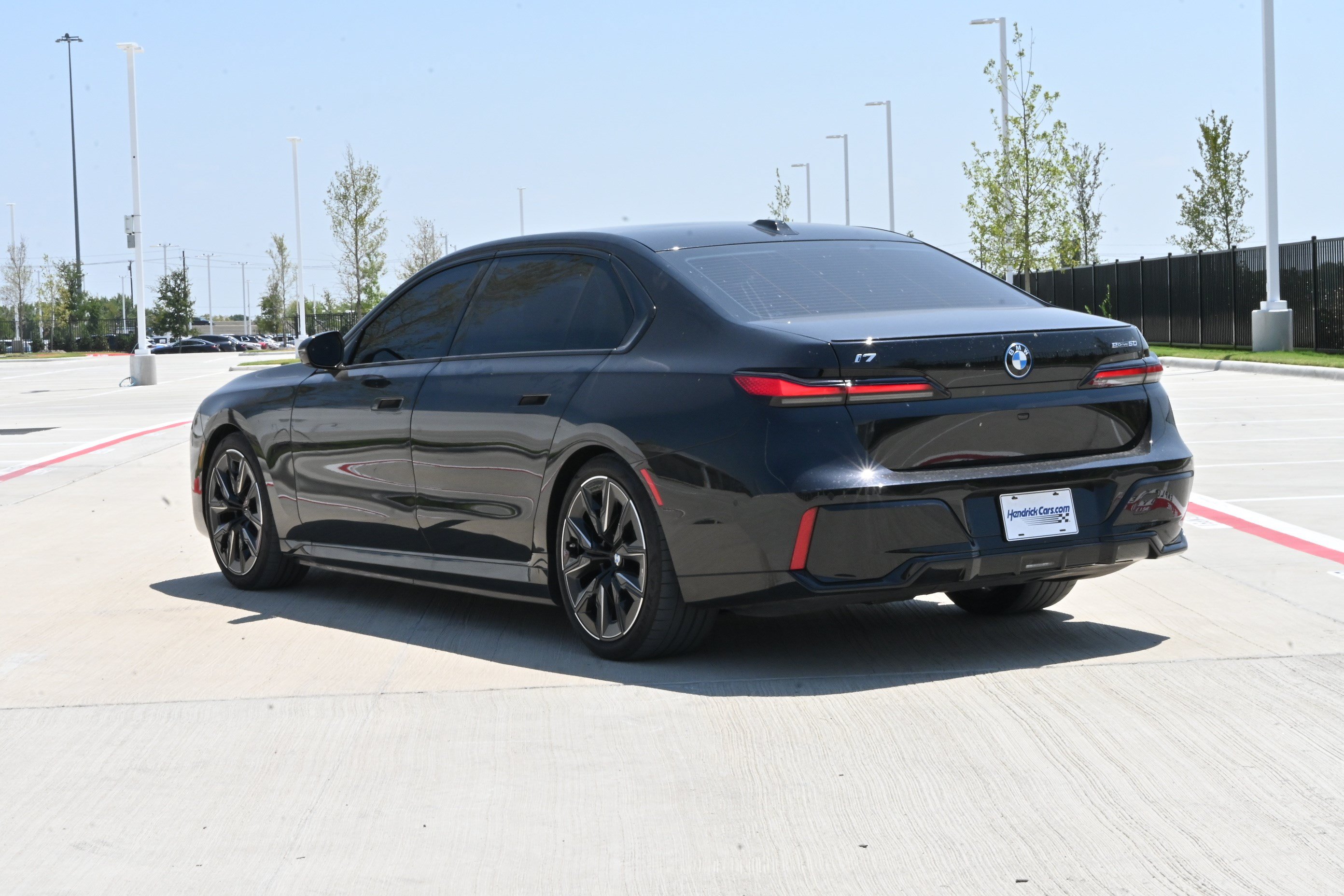Certified 2024 BMW i7 eDrive50 w/ M Sport Package RWD image 7