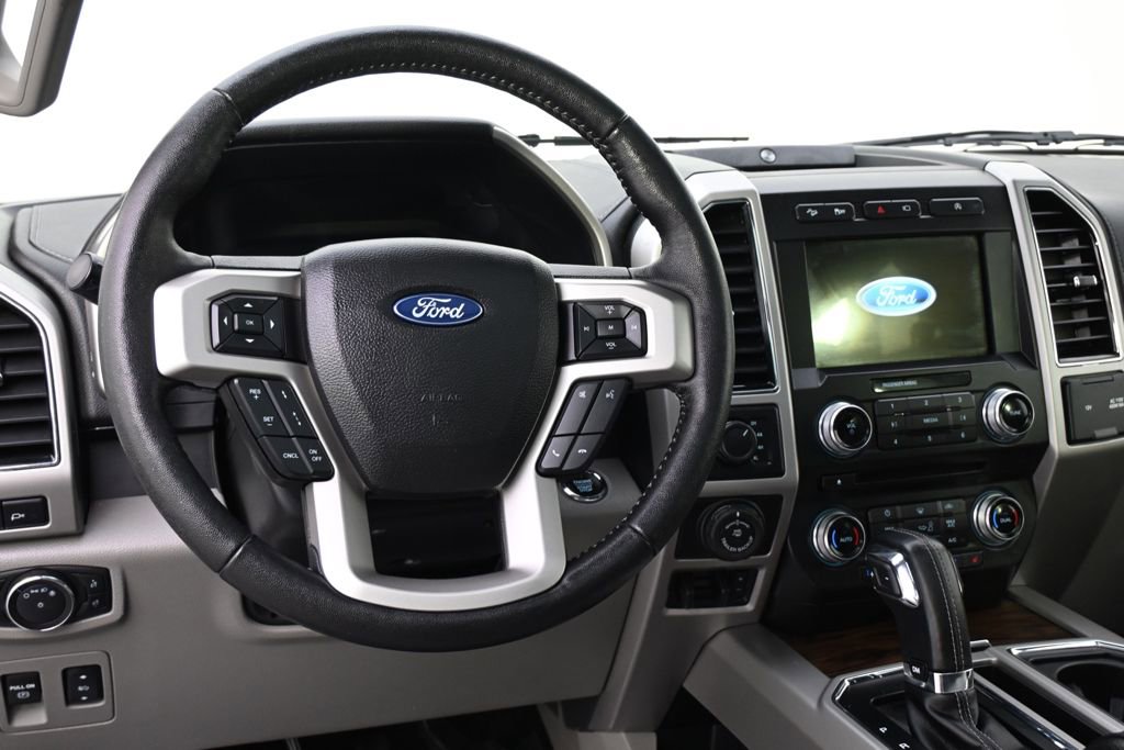 Used 2018 Ford F150 Lariat w/ Equipment Group 502A Luxury AWD/4WD image 12