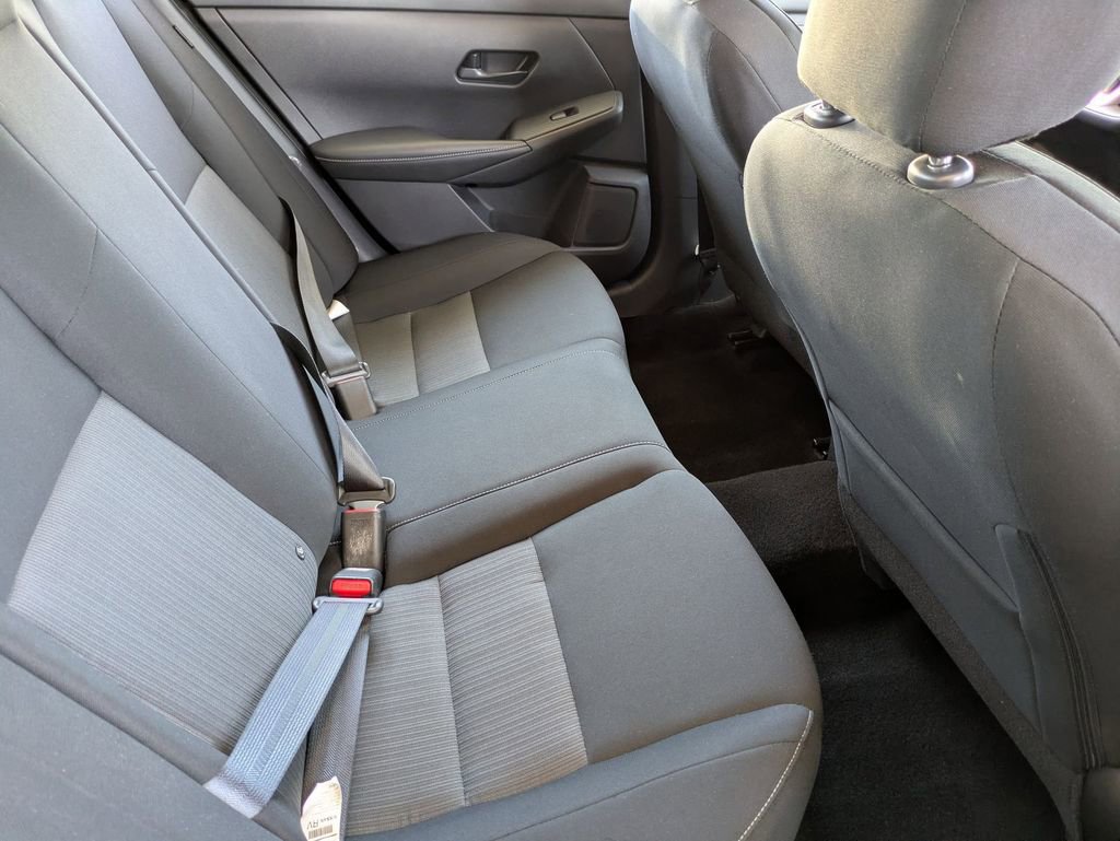 Used 2025 Nissan Sentra SV FWD image 29