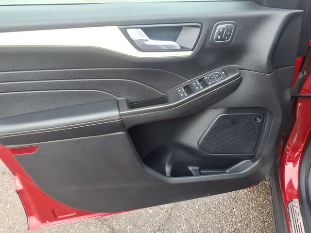 Certified 2021 Ford Escape Titanium w/ Titanium Elite Package image 14