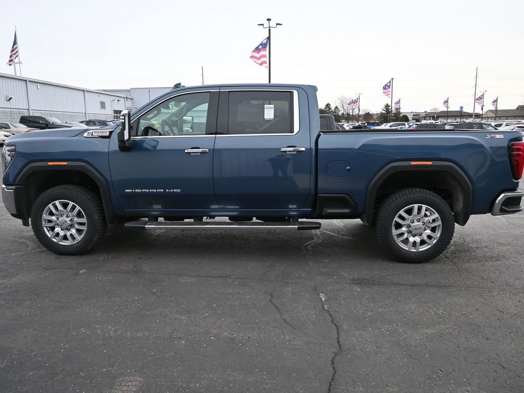 Used 2024 GMC Sierra 3500 SLT w/ SLT Premium Package image 12
