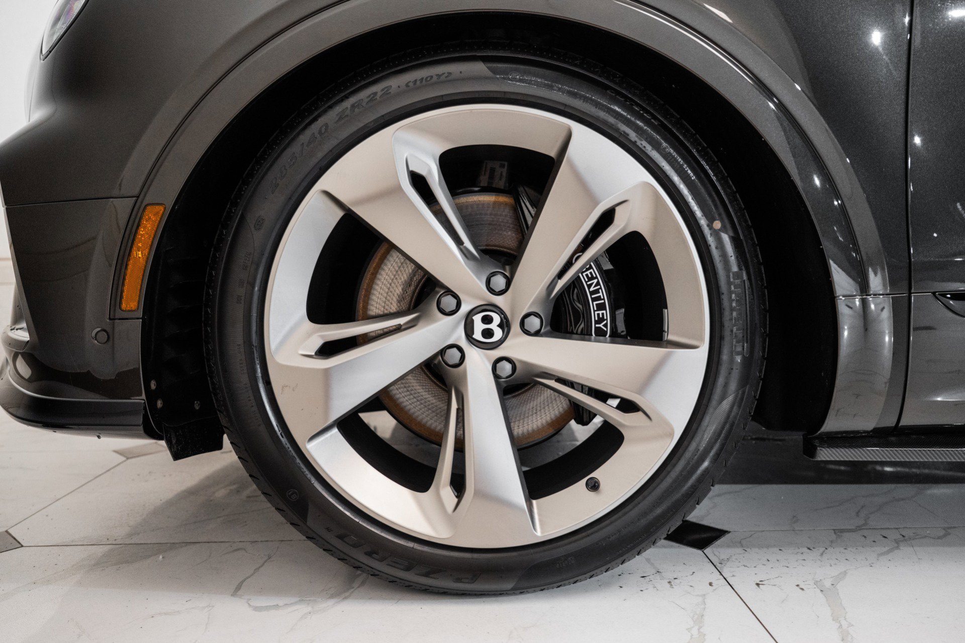 New 2025 Bentley Bentayga image 6