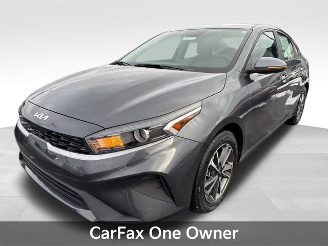 Used 2023 Kia Forte LXS w/ LXS Technology Package image 5