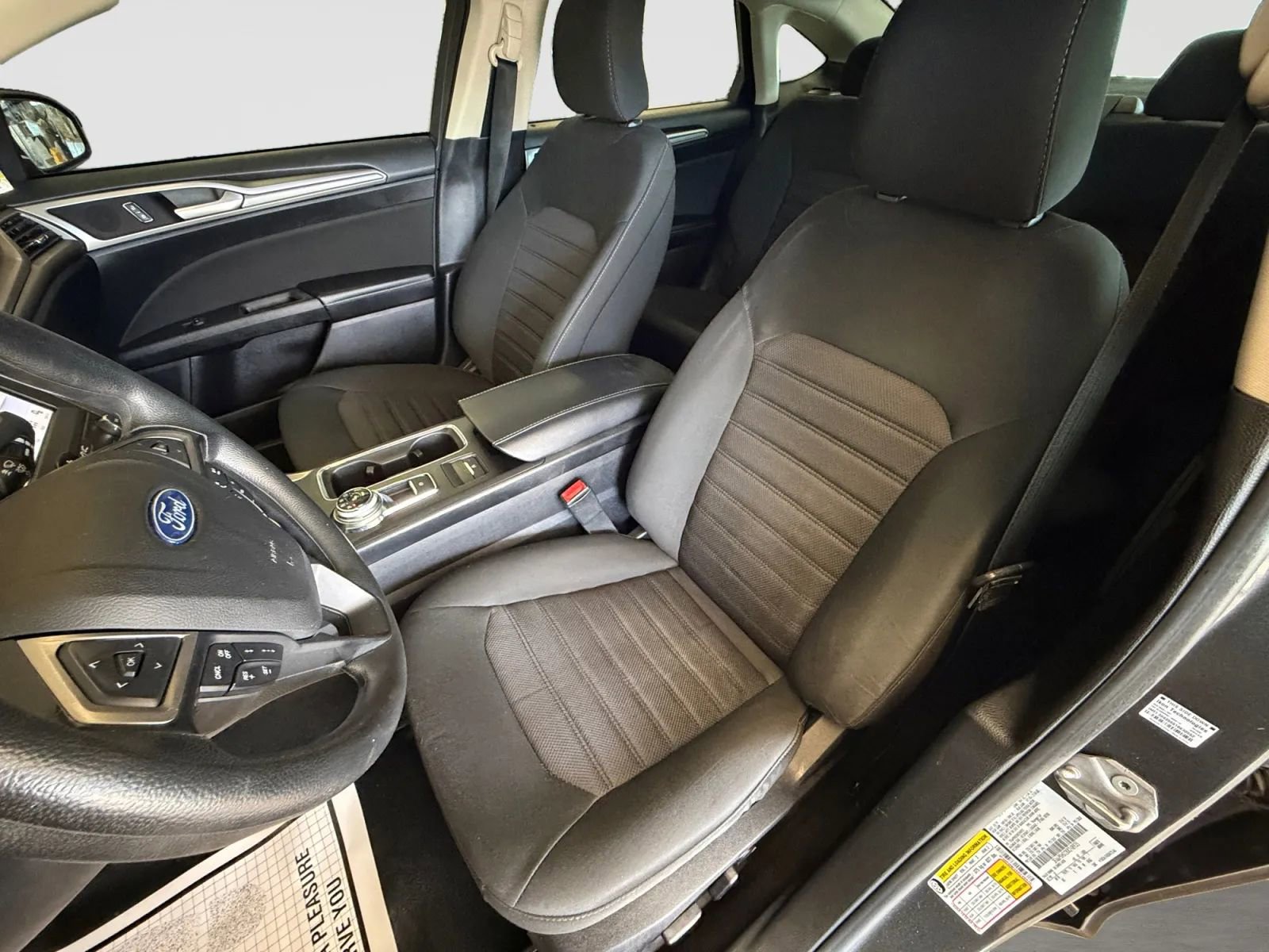 Used 2019 Ford Fusion SE image 46