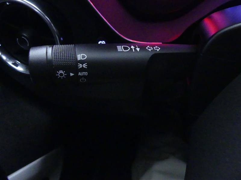 Used 2019 Chevrolet Camaro LT RWD image 18