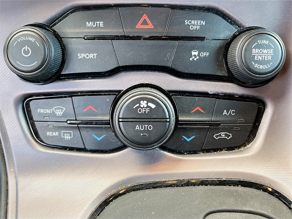 Used 2023 Dodge Challenger SXT w/ Blacktop Package image 15