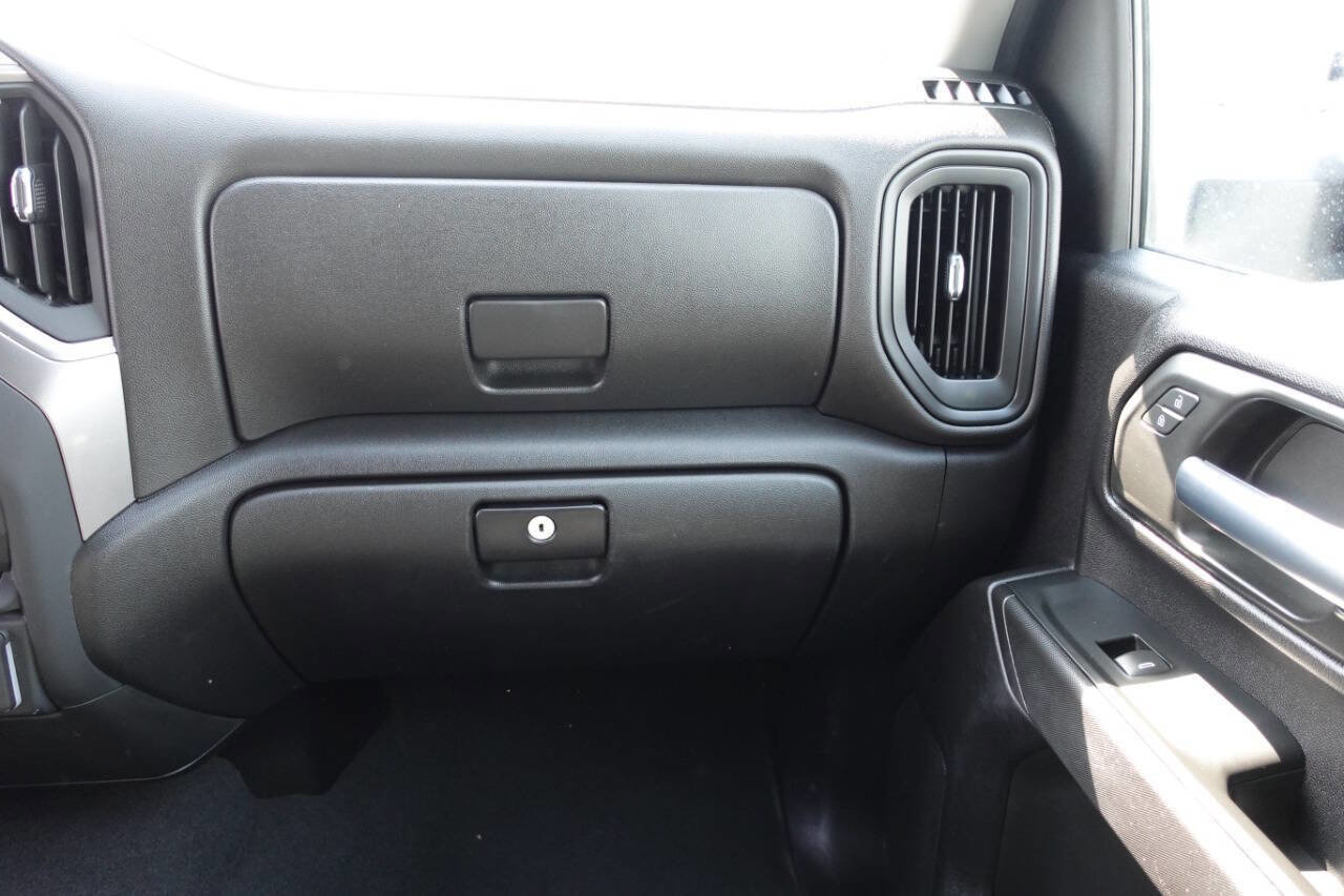 Used 2025 Chevrolet Silverado 2500 Custom w/ Custom Convenience Package AWD/4WD image 44
