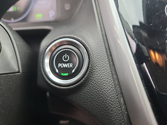 Used 2022 Chevrolet Bolt EUV LT w/ Convenience Package FWD image 16