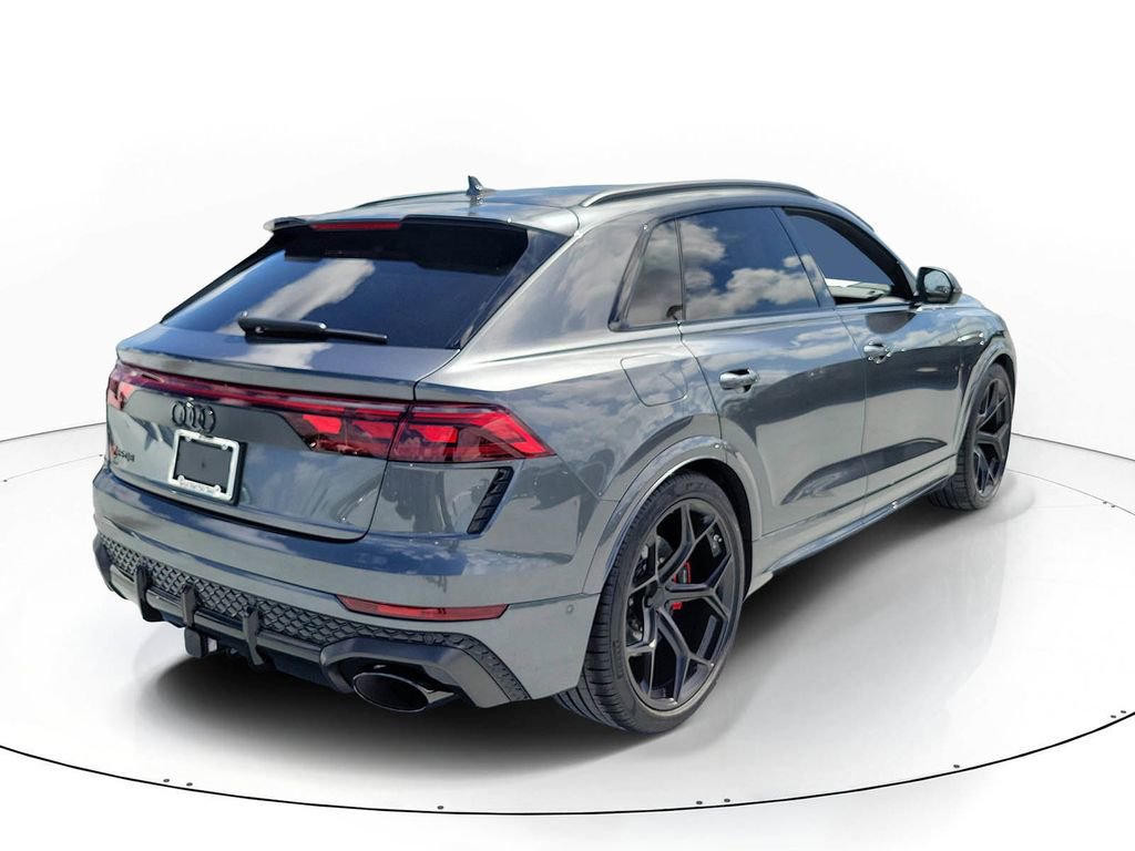 New 2026 Audi RS Q8 performance image 4