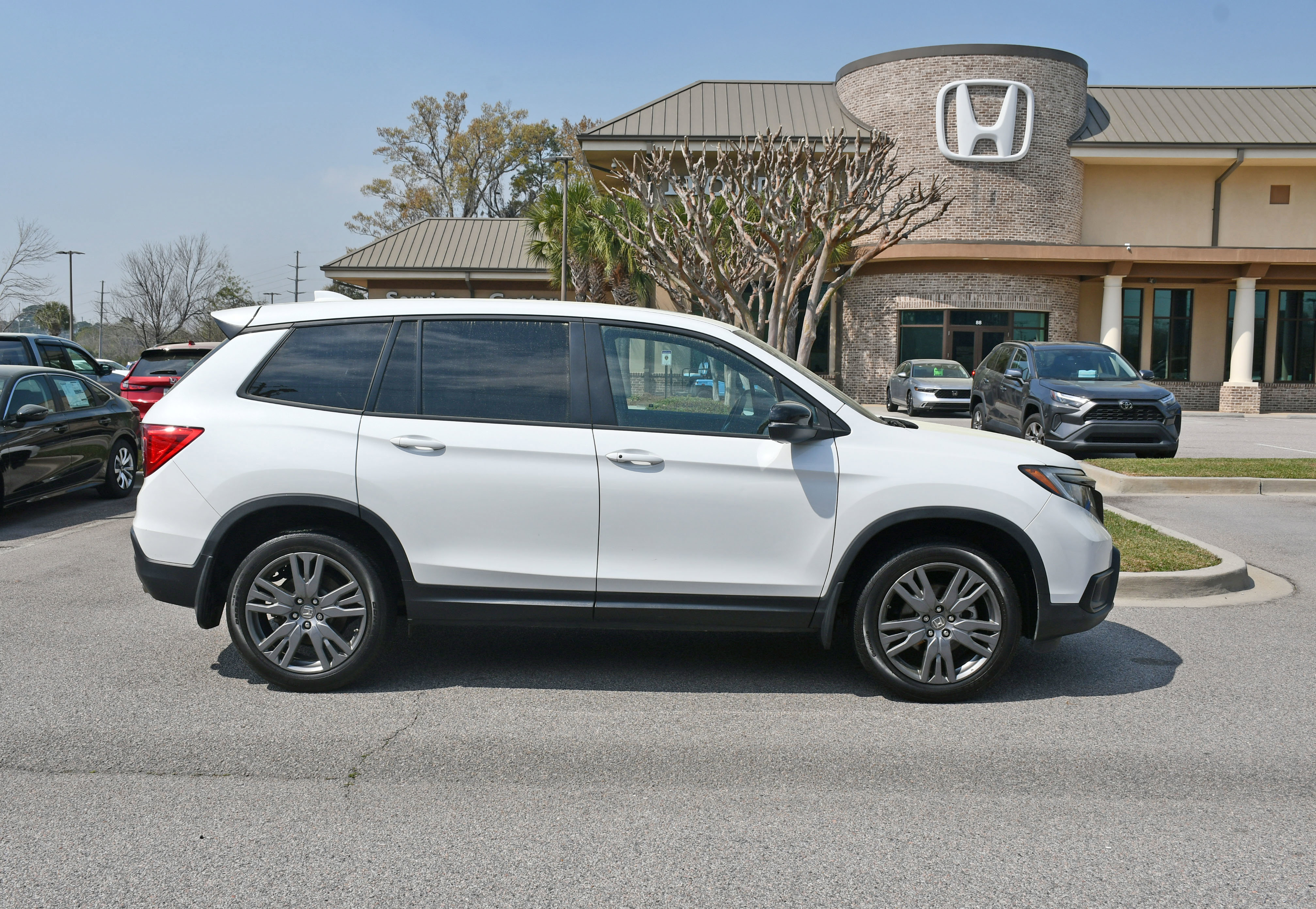 Used 2020 Honda Passport EX-L image 5