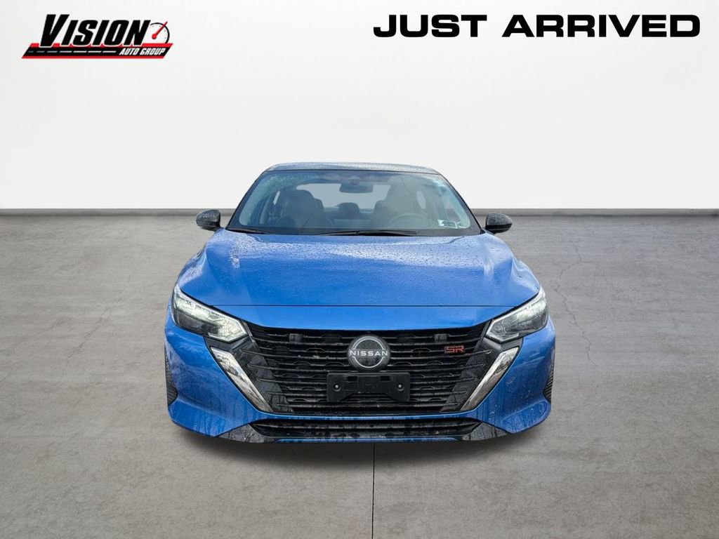 Used 2025 Nissan Sentra SR w/ SR Premium Package video 2