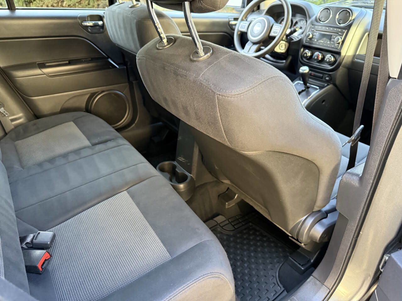 Used 2012 Jeep Compass Sport image 15