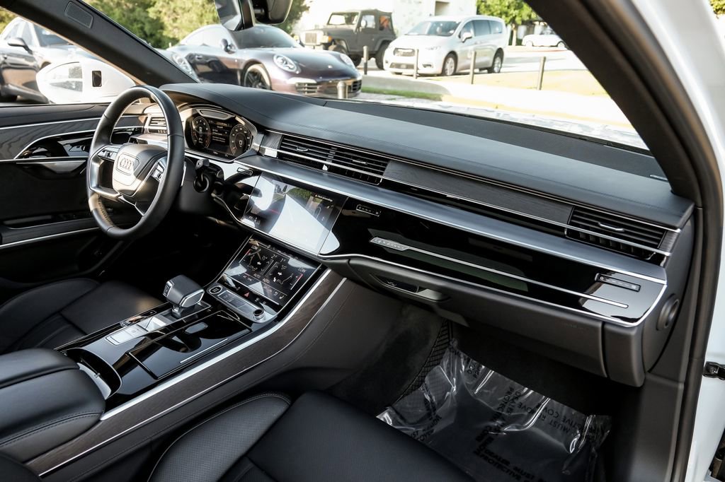 Used 2023 Audi A8 L 3.0T w/ Luxury Package AWD/4WD image 10