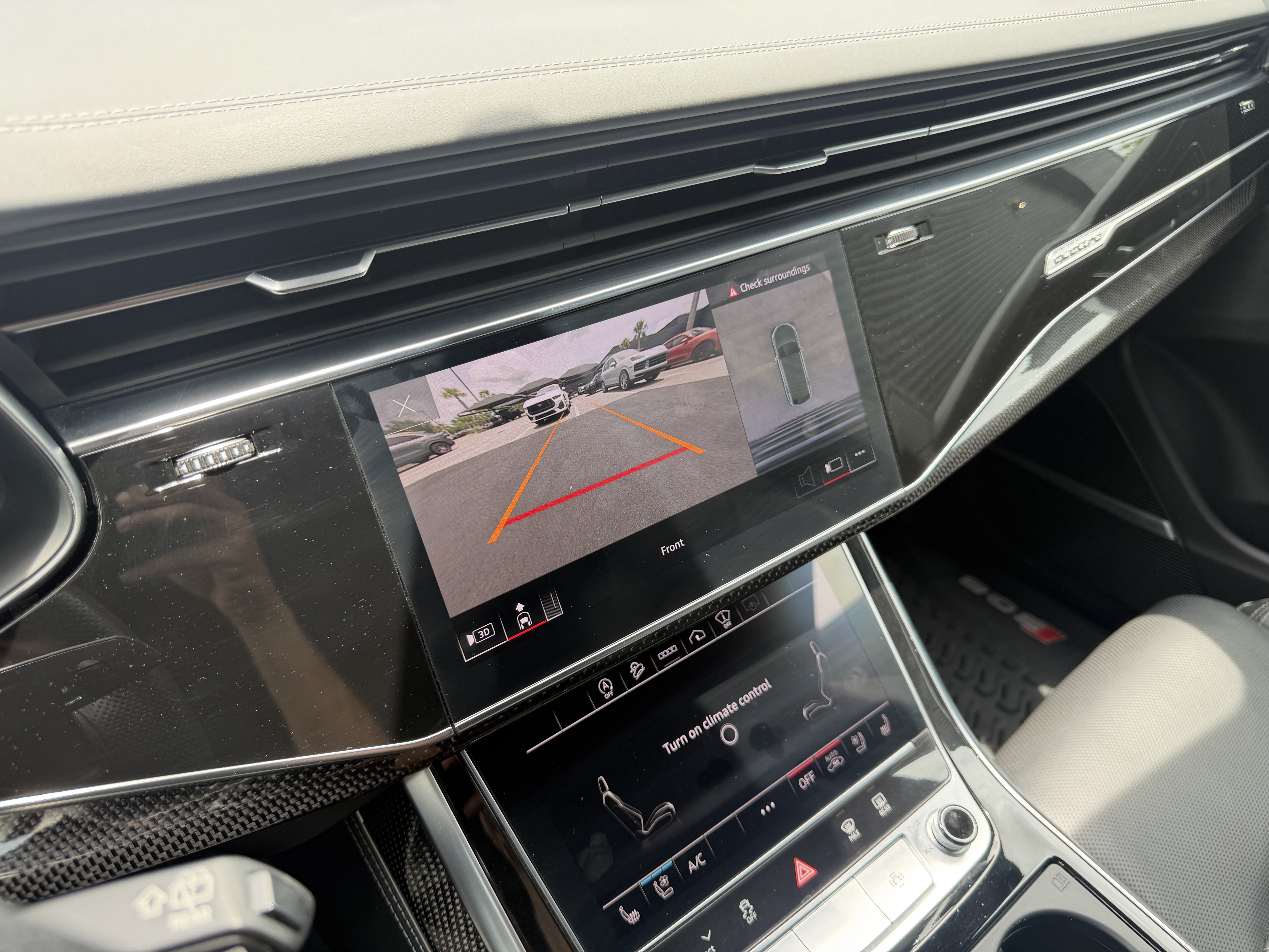 Used 2022 Audi SQ8 Prestige AWD/4WD image 30