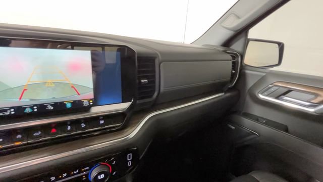 Used 2023 Chevrolet Silverado 1500 LT Trail Boss w/ LT Trail Boss Premium Package AWD/4WD image 33