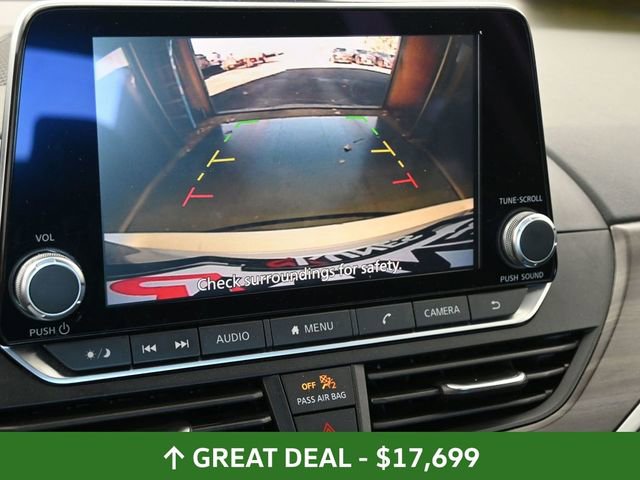 Used 2024 Nissan Altima 2.5 SV image 31