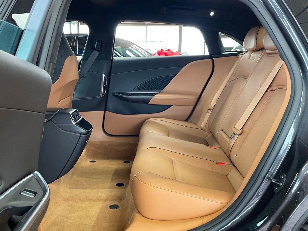 Used 2024 Lucid Air Touring image 19
