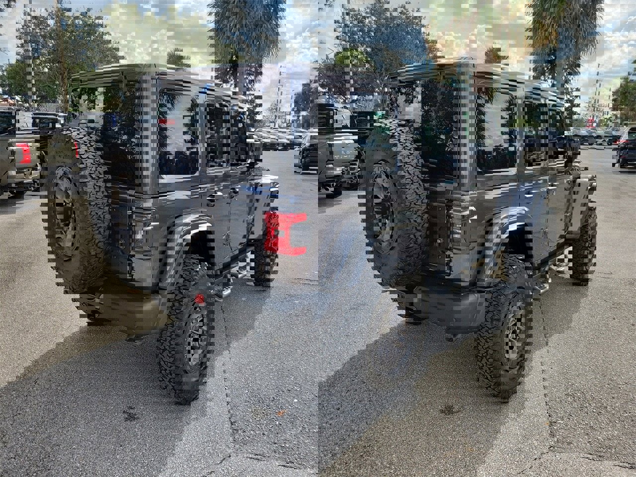 Used 2025 Jeep Wrangler Unlimited Rubicon 392 image 3