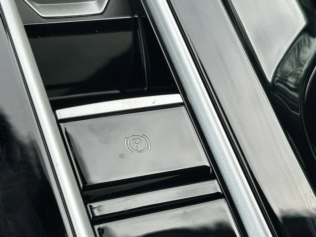 New 2026 Volkswagen Atlas SE FWD image 50