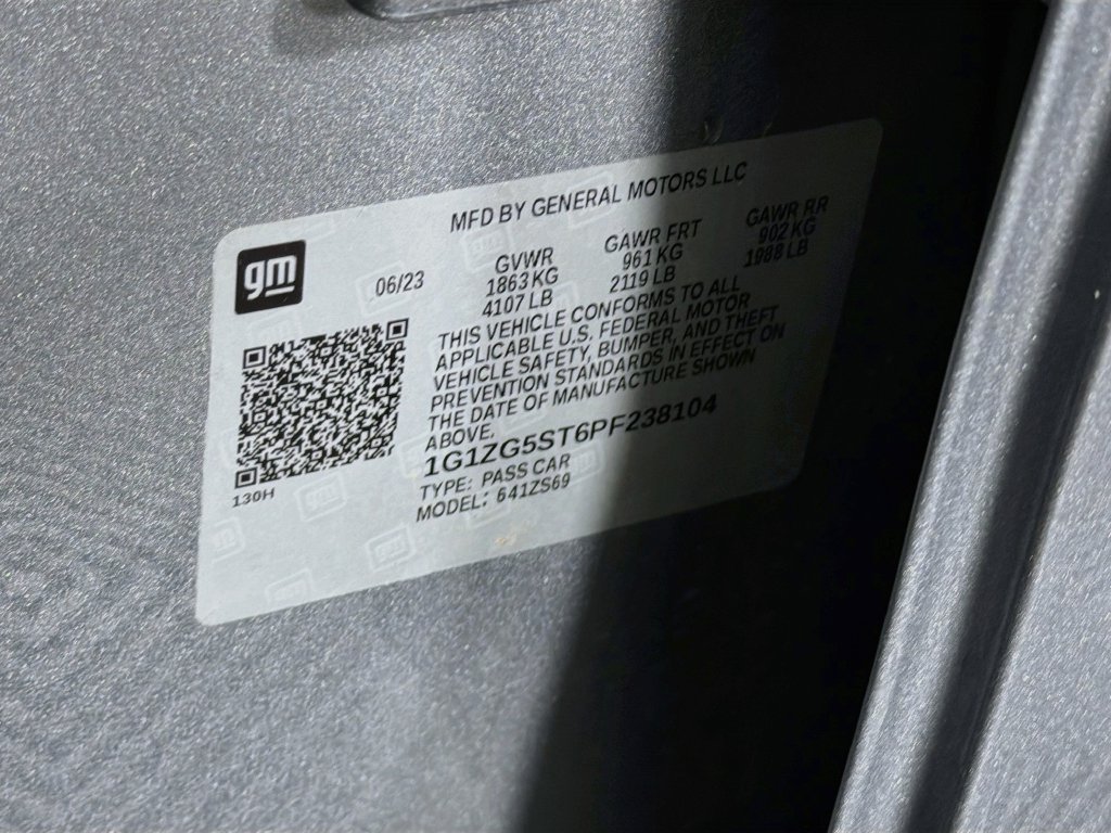 Used 2023 Chevrolet Malibu RS FWD image 29