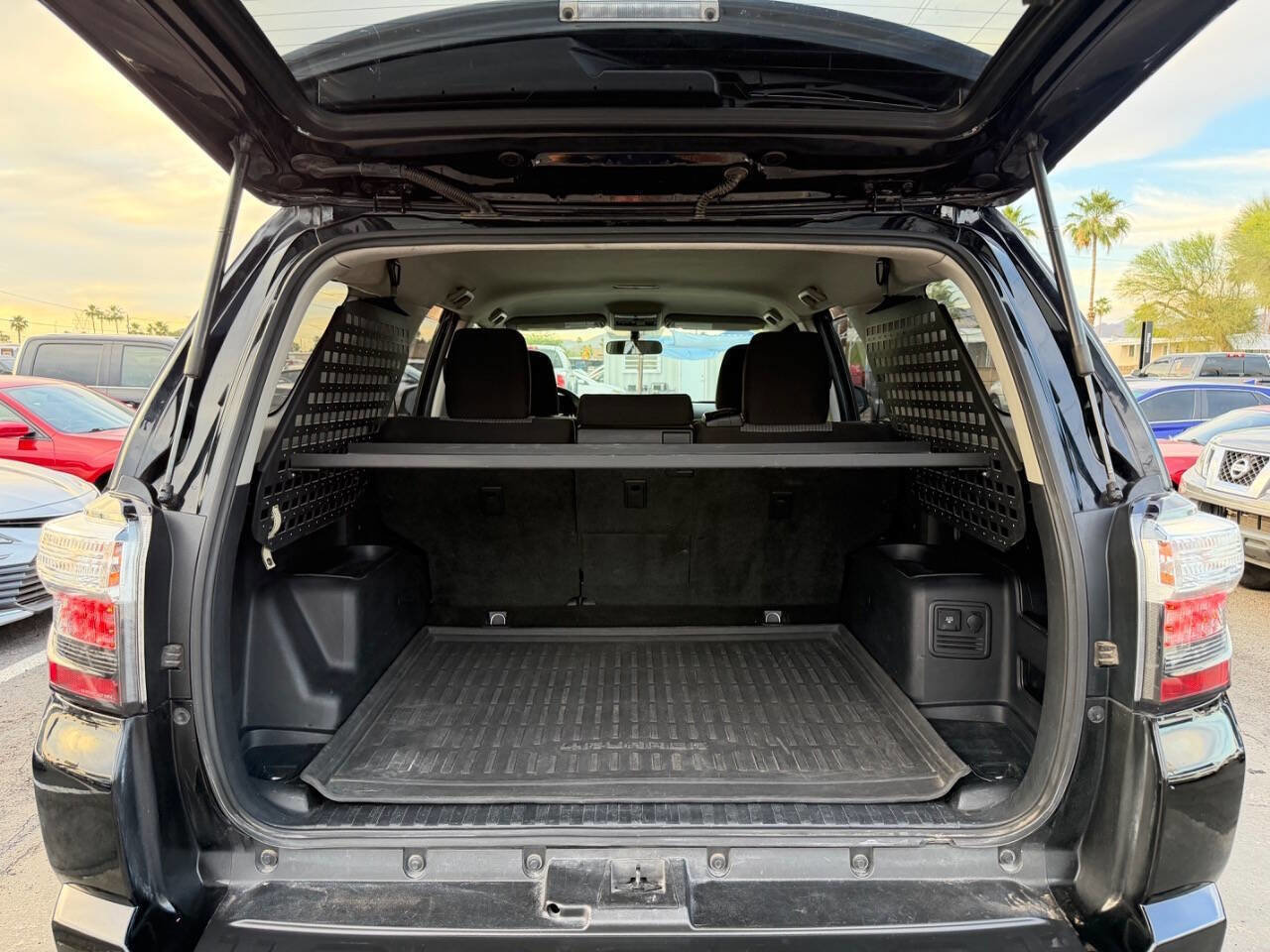 Used 2016 Toyota 4Runner SR5 image 27