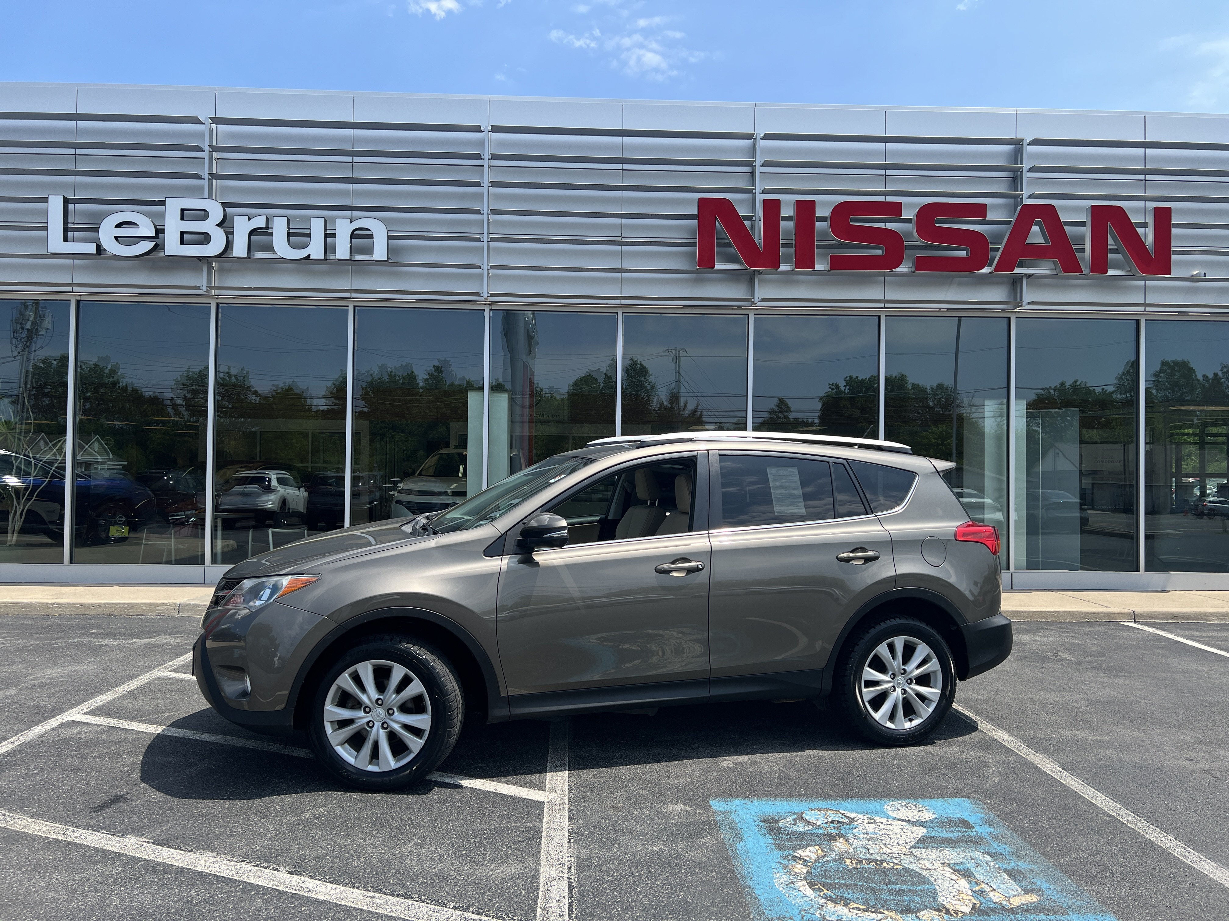 Used 2014 Toyota RAV4 Limited w/ Technology Package