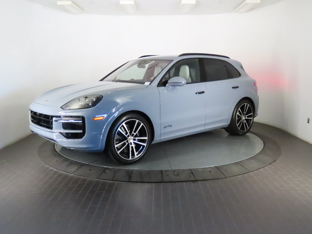 Certified 2026 Porsche Cayenne GTS AWD/4WD image 1