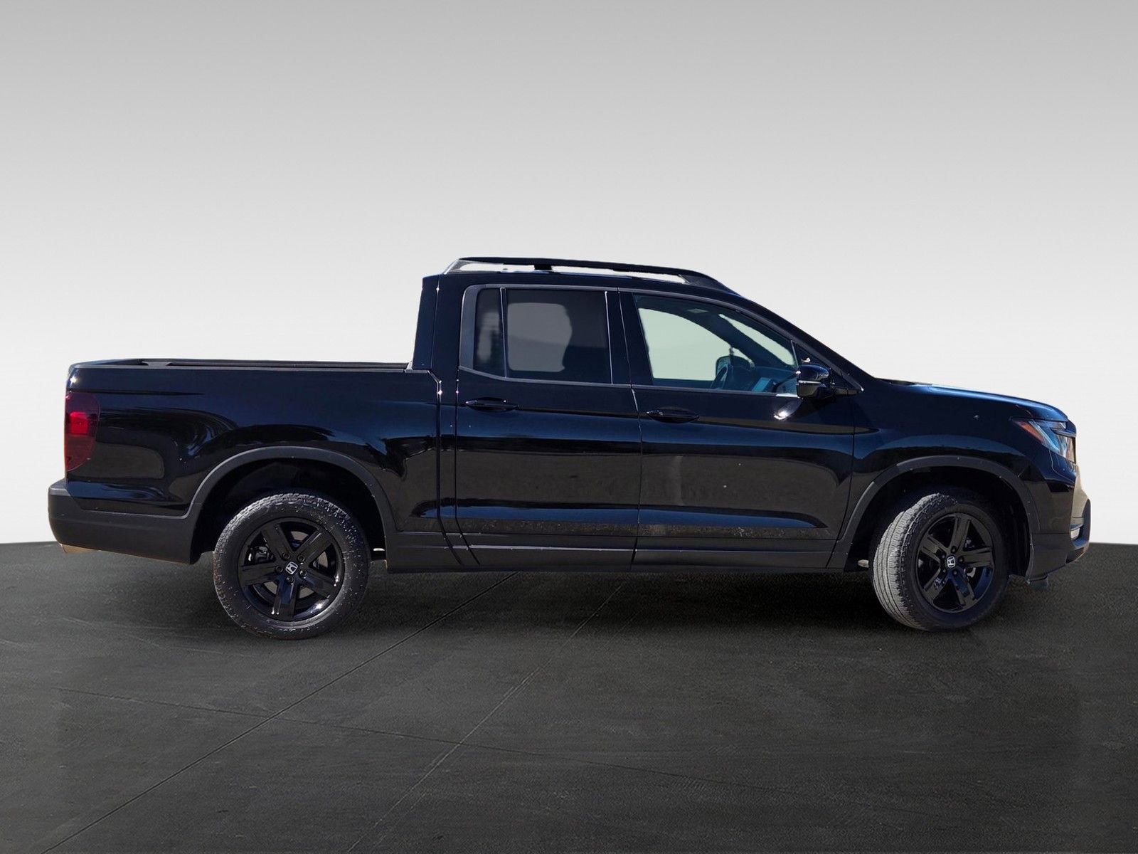 Used 2023 Honda Ridgeline Black Edition image 3