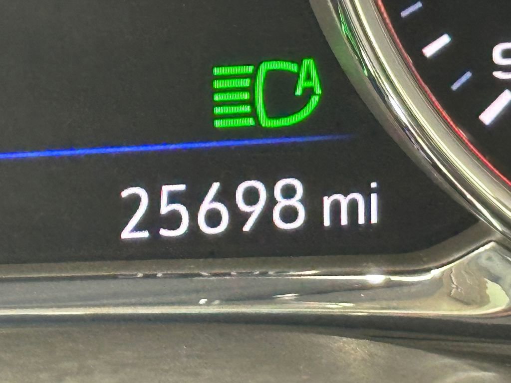 Used 2021 GMC Acadia Denali w/ Denali Technology Package AWD/4WD image 30