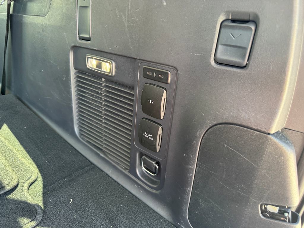 Used 2025 Ford Expedition Max Active AWD/4WD image 15