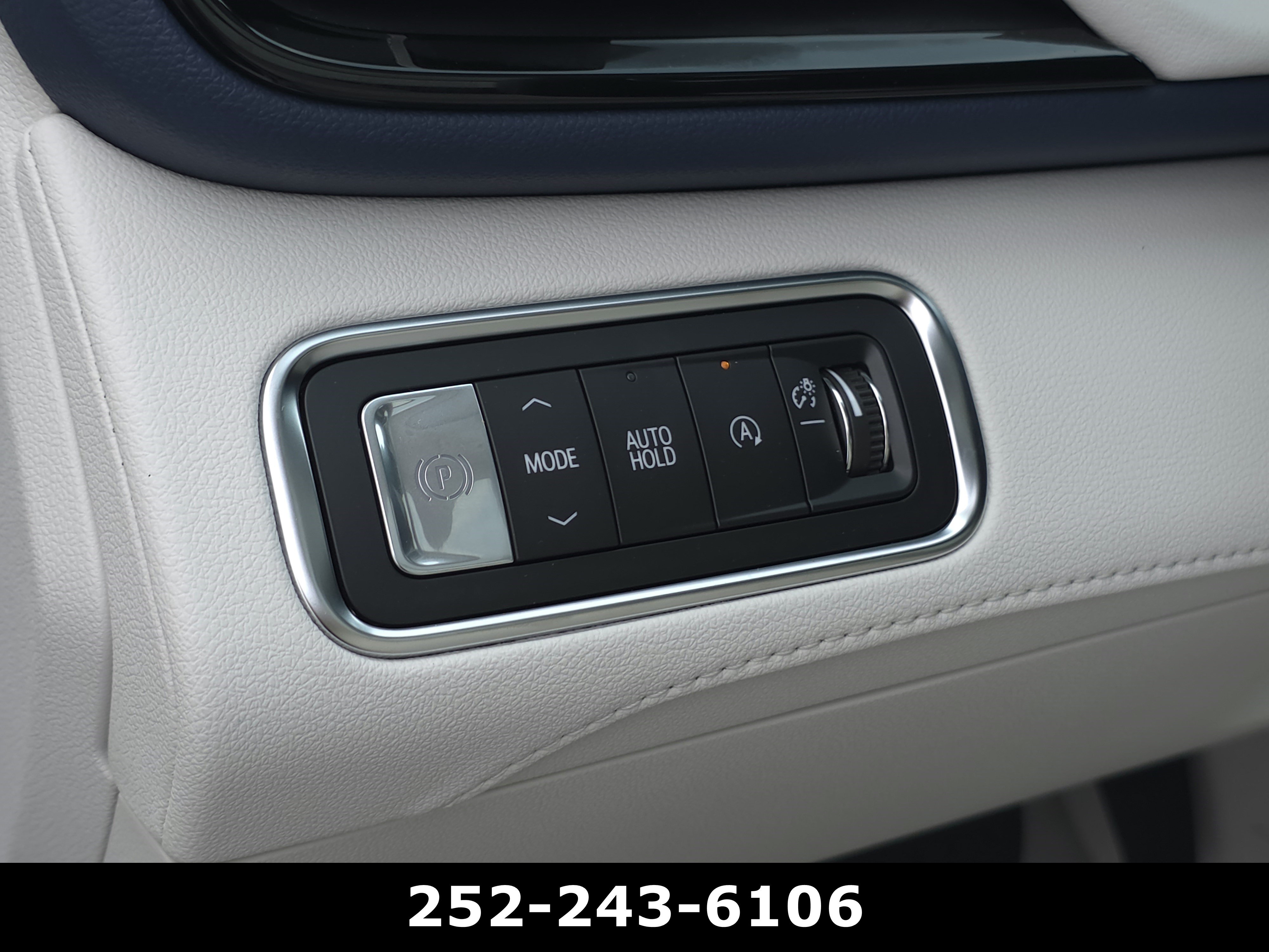 Used 2026 Buick Enclave Avenir w/ Super Cruise Package FWD image 28