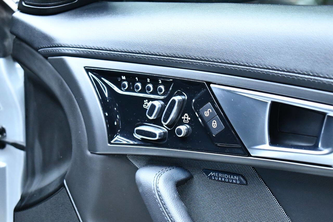 Used 2016 Jaguar F-TYPE S image 56