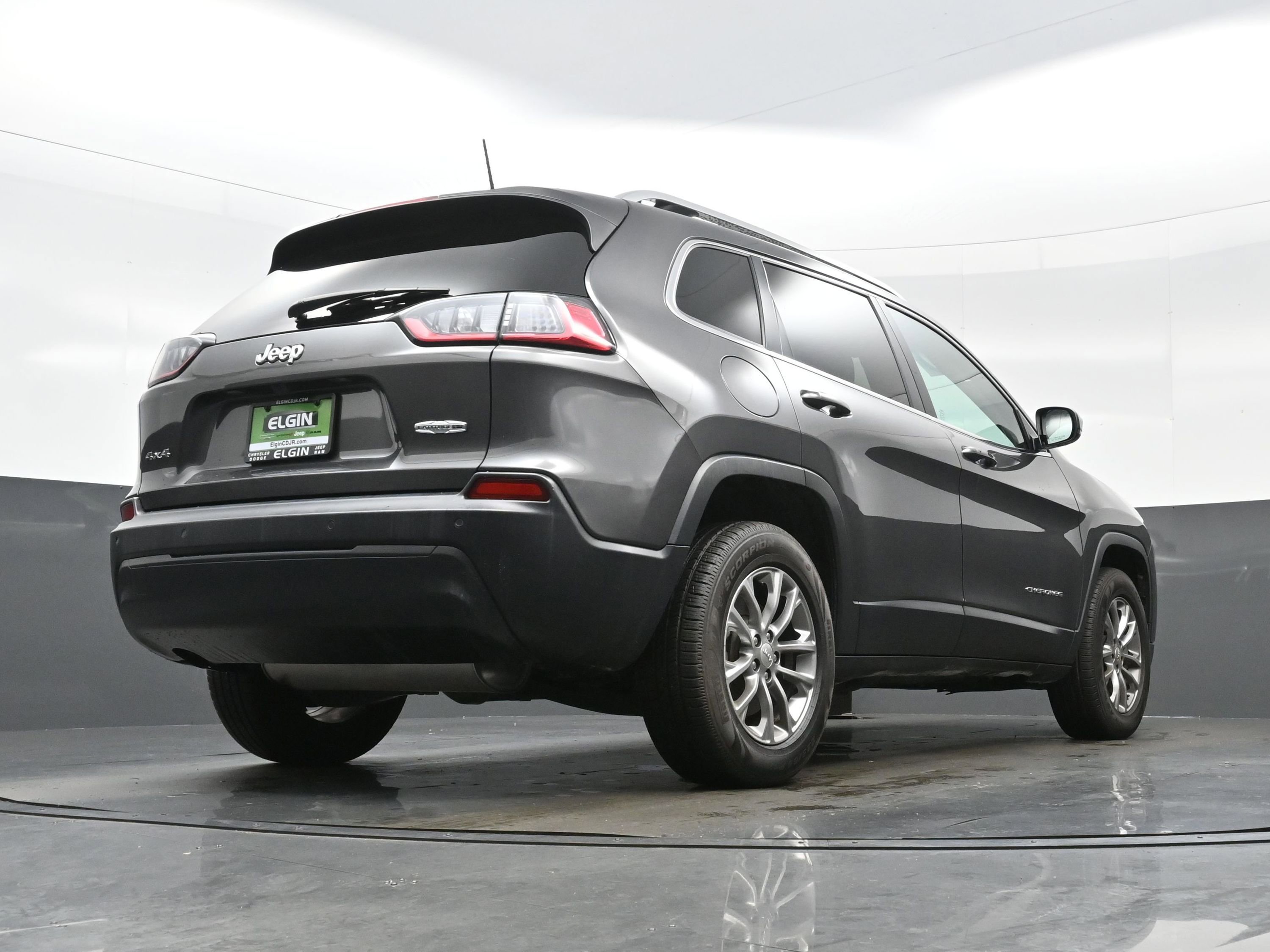 Used 2020 Jeep Cherokee Latitude Plus w/ Comfort/Convenience Group image 32