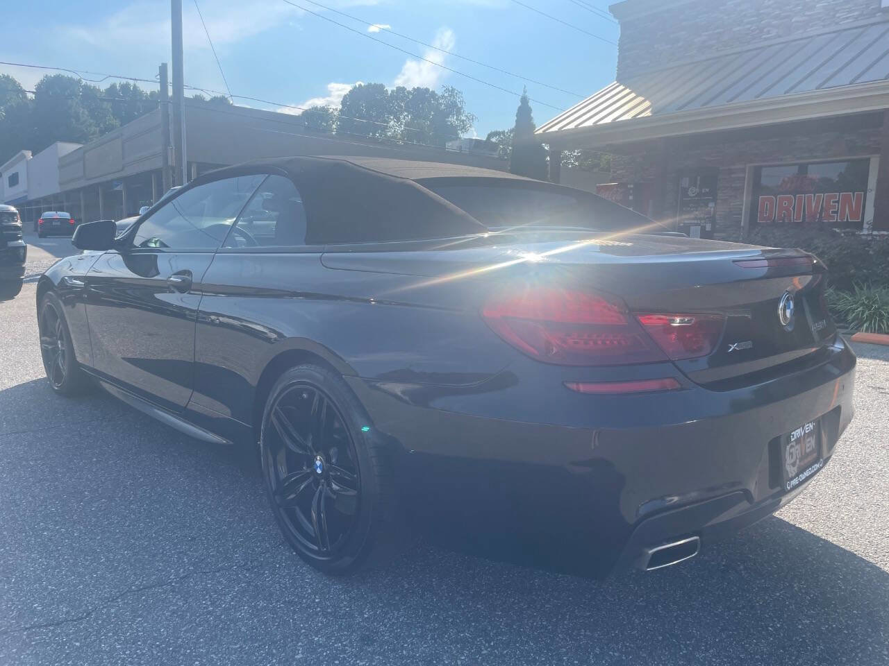 Used 2015 BMW 650i xDrive Convertible image 9