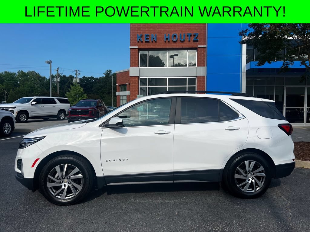 Used 2024 Chevrolet Equinox LT FWD image 2