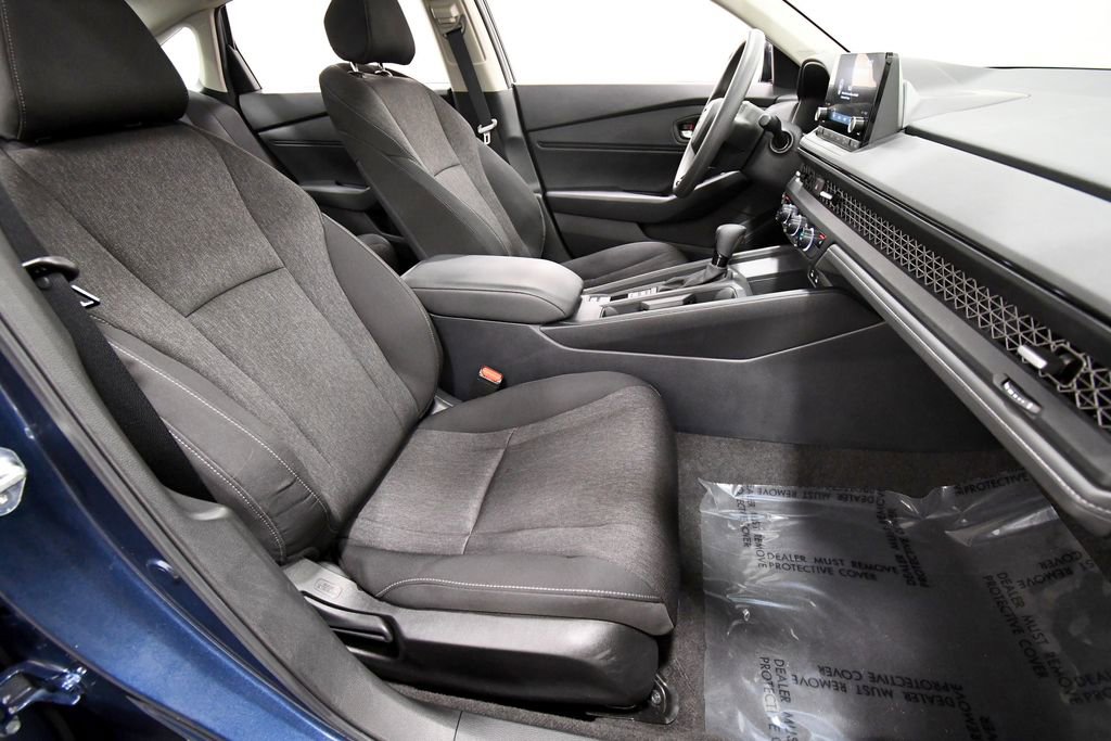 Used 2024 Honda Accord EX image 18