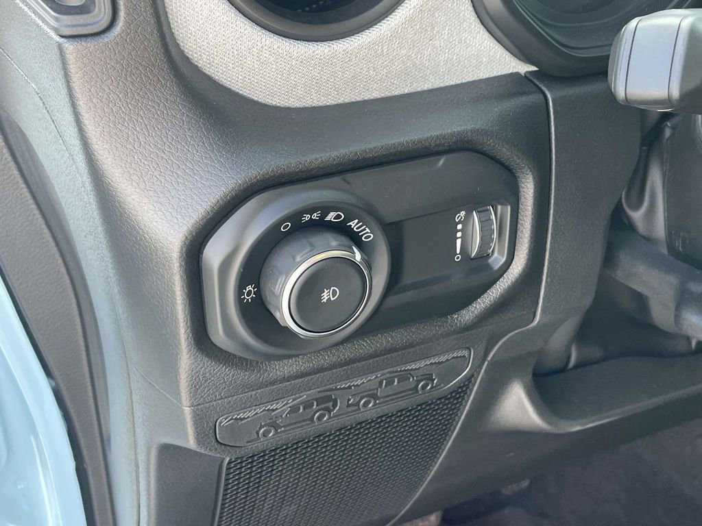 New 2025 Jeep Wrangler Unlimited Sport image 27