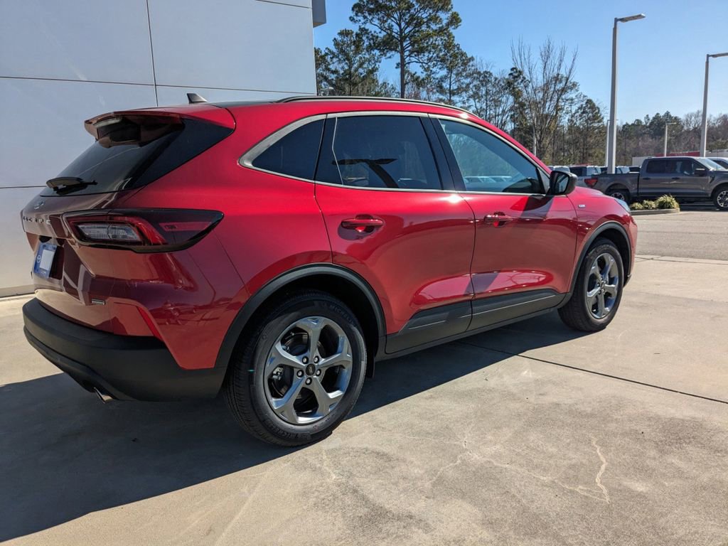 New 2025 Ford Escape ST-Line w/ Equipment Group 301A image 4